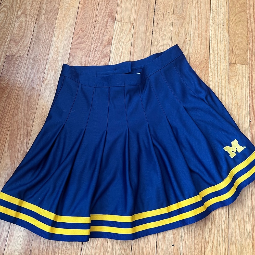 University of Michigan Pleated Skirt size medium